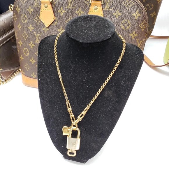 Authentic Louis Vuitton Lock & Key w/ Unbranded Gold Plated Gold Chain Necklace - Picture 8 of 11